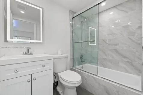 590 Brittany M Delray Beach FL 33446