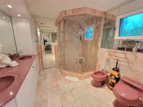 2455 NE 137th Street North Miami Beach FL 33181