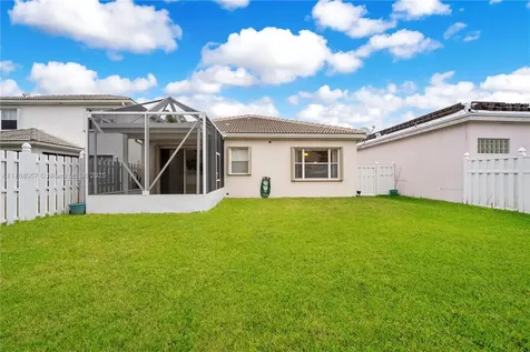 3323 NW 69th Avenue Margate FL 33063