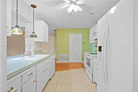 8211 NW 59th Court Tamarac FL 33321