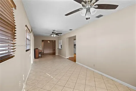 8211 NW 59th Court Tamarac FL 33321