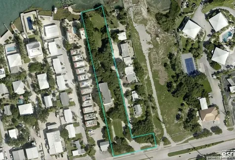 14 125th Street Gulf Marathon FL 33050