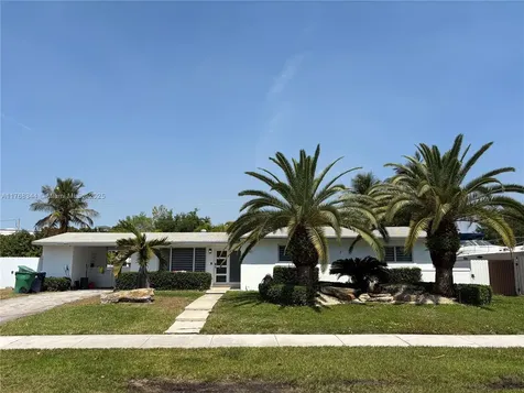 9545 SW 181st Terrace Palmetto Bay FL 33157