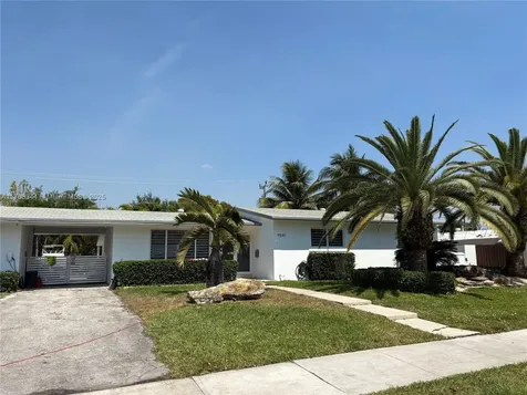 9545 SW 181st Terrace Palmetto Bay FL 33157