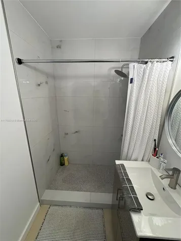 9545 SW 181st Terrace Palmetto Bay FL 33157
