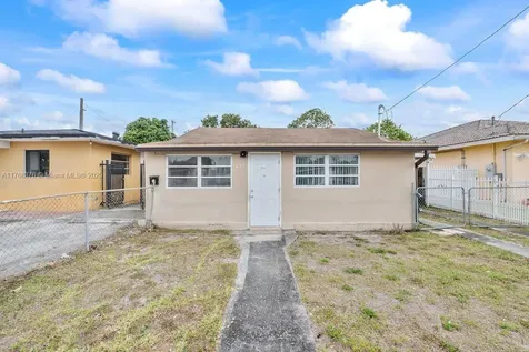 623 E 55th Street Hialeah FL 33013