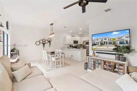 13416 SW 287th Terrace Homestead FL 33033