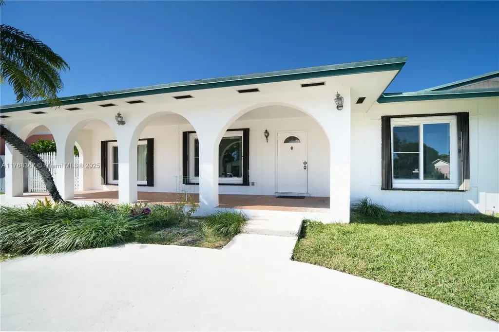 11015 SW 159th Terrace Miami FL 33157