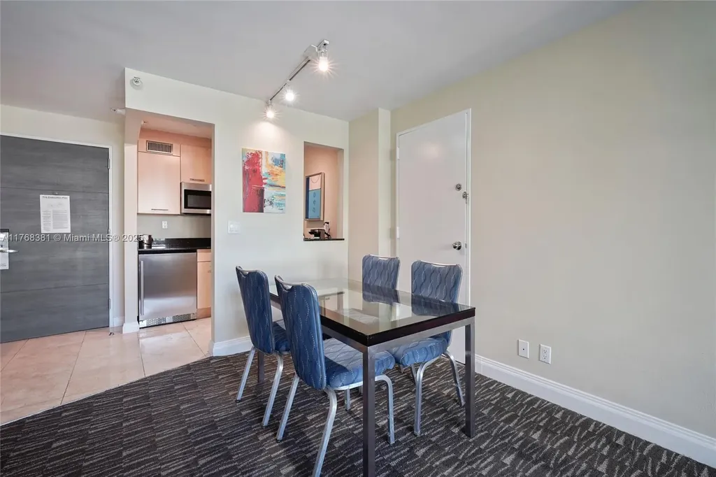 2670 E Sunrise Boulevard Fort Lauderdale FL 33304