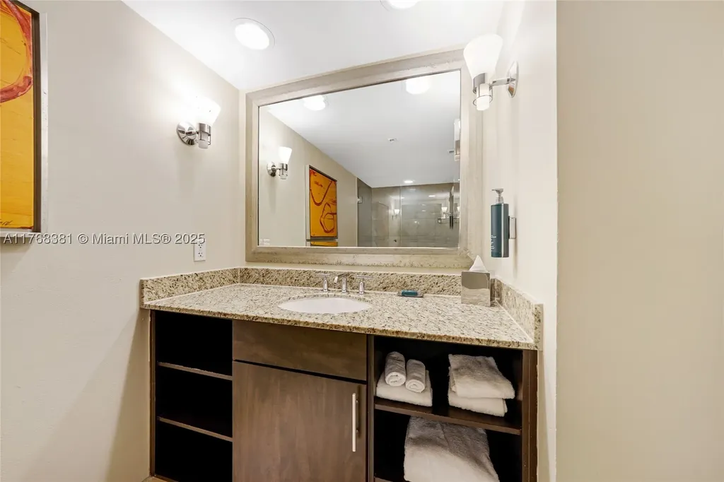 2670 E Sunrise Boulevard Fort Lauderdale FL 33304