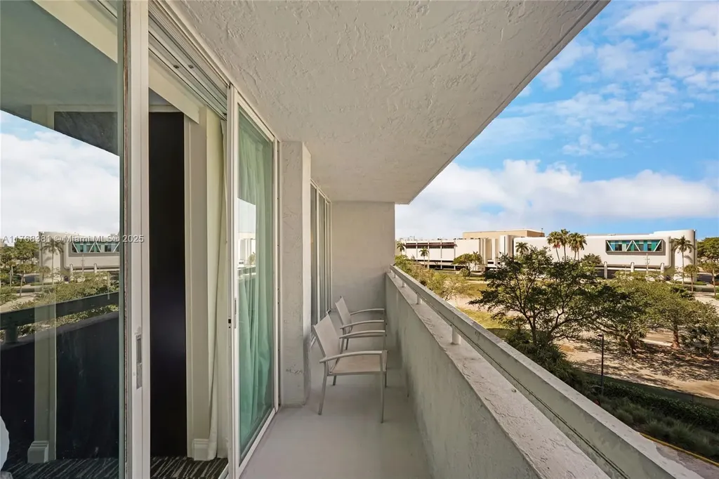 2670 E Sunrise Boulevard Fort Lauderdale FL 33304