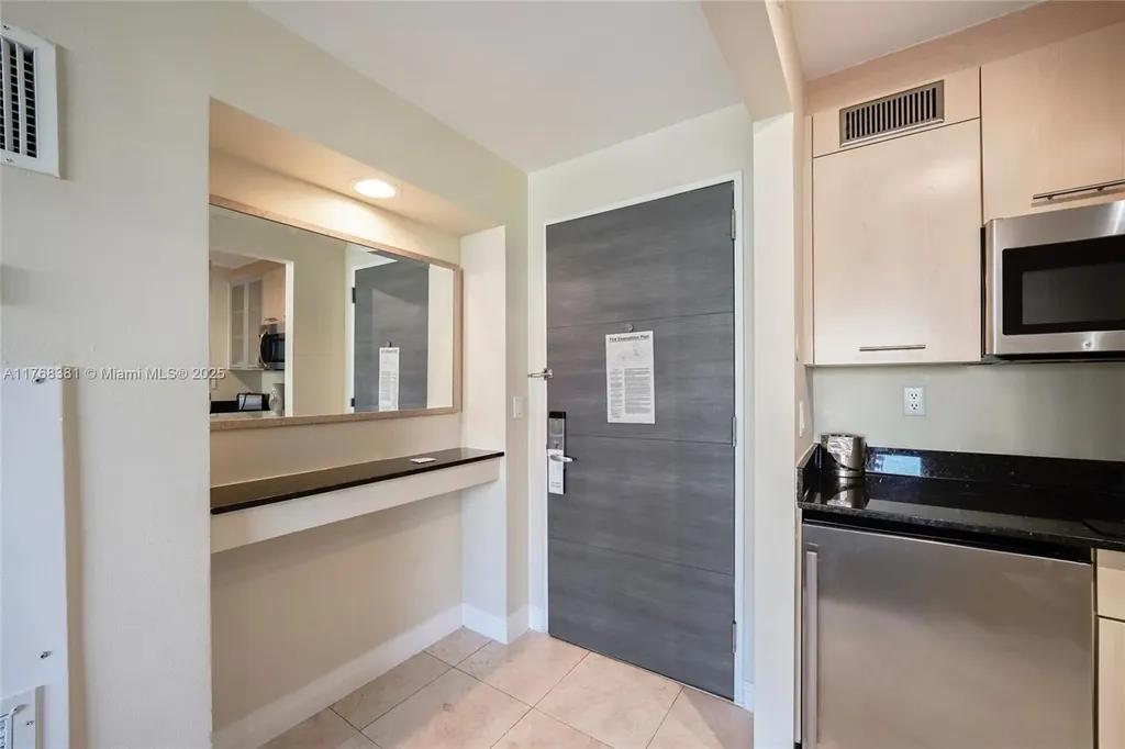 2670 E Sunrise Boulevard Fort Lauderdale FL 33304