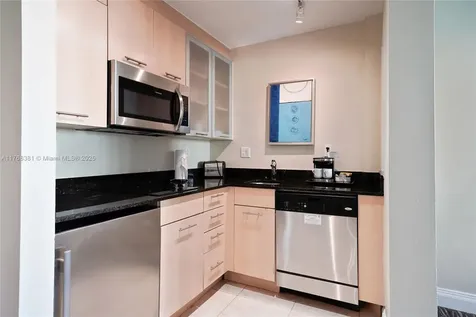 2670 E Sunrise Boulevard Fort Lauderdale FL 33304