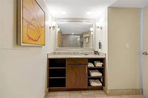 2670 E Sunrise Boulevard Fort Lauderdale FL 33304