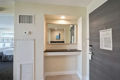 2670 E Sunrise Boulevard Fort Lauderdale FL 33304