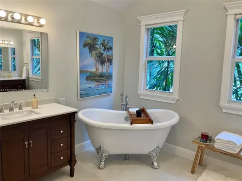 20240 SW 50th Place Southwest Ranches FL 33332