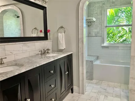20240 SW 50th Place Southwest Ranches FL 33332