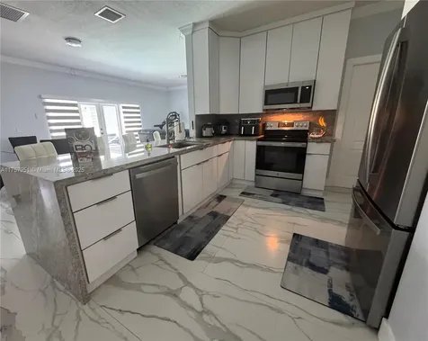15551 SW 14th Street Miami FL 33194