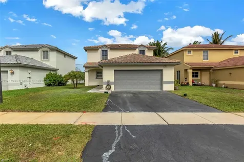 1831 NW 184th Terrace Pembroke Pines FL 33029