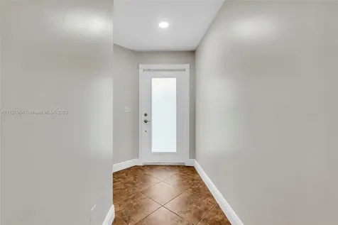 1831 NW 184th Terrace Pembroke Pines FL 33029