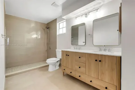 1831 NW 184th Terrace Pembroke Pines FL 33029