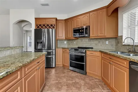 1831 NW 184th Terrace Pembroke Pines FL 33029