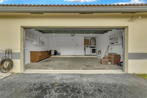 1831 NW 184th Terrace Pembroke Pines FL 33029