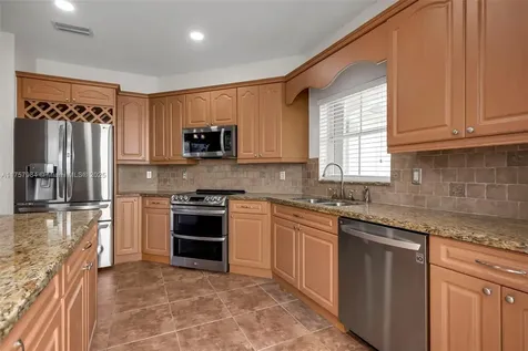 1831 NW 184th Terrace Pembroke Pines FL 33029