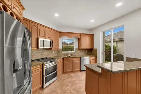 1831 NW 184th Terrace Pembroke Pines FL 33029