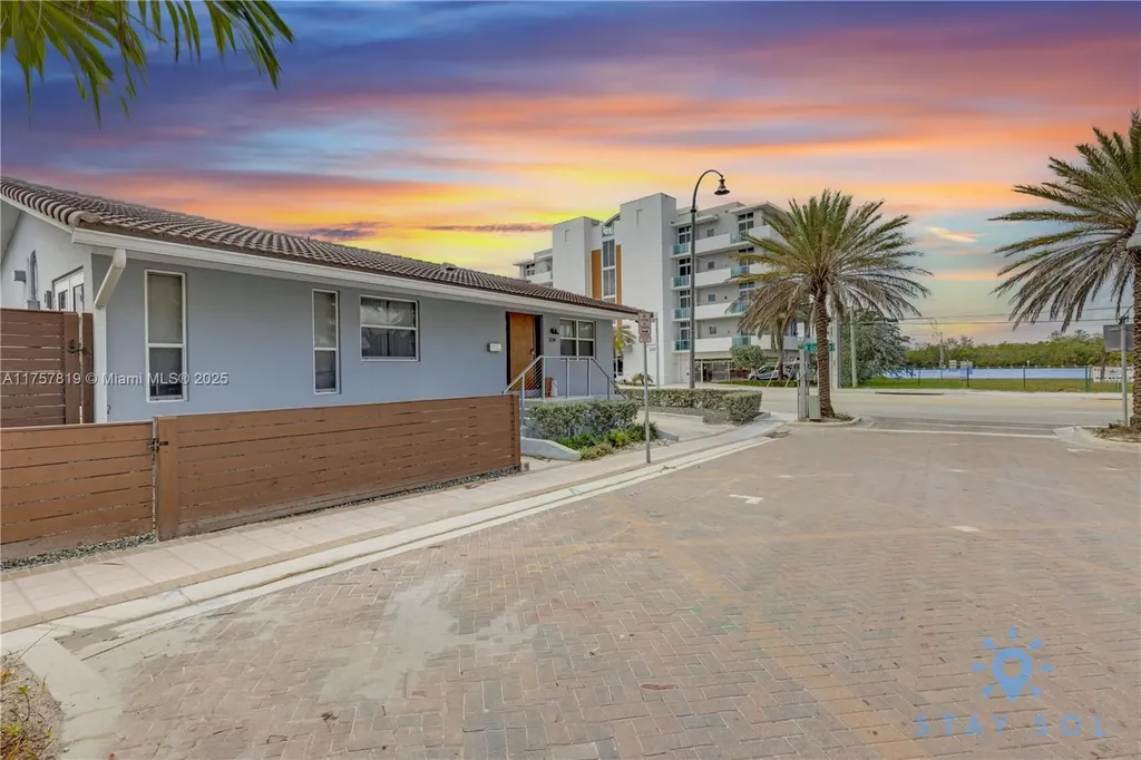 328 Missouri Street Hollywood FL 33019