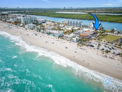 328 Missouri Street Hollywood FL 33019