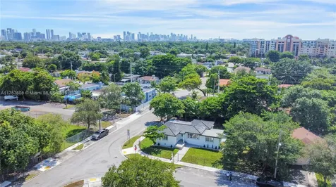 1400 NW 57th Street Miami FL 33142