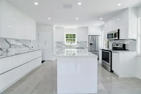 1400 NW 57th Street Miami FL 33142