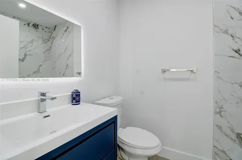 1400 NW 57th Street Miami FL 33142