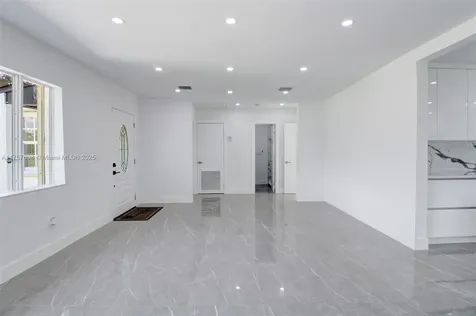 1400 NW 57th Street Miami FL 33142