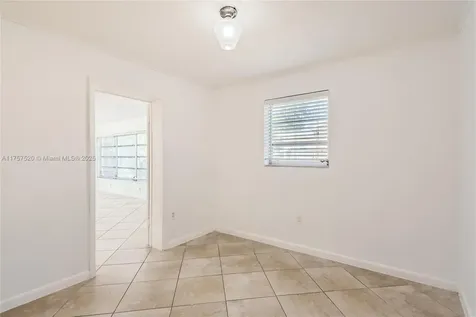 2310 N 65th Way Hollywood FL 33024
