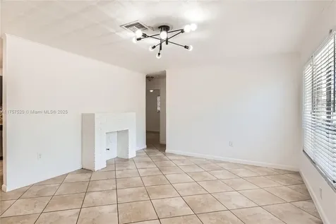 2310 N 65th Way Hollywood FL 33024