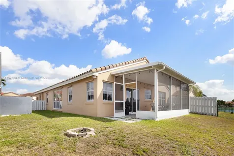 18530 NW 22nd Street Pembroke Pines FL 33029