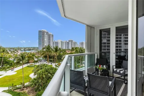 21055 Yacht Club Drive Aventura FL 33180