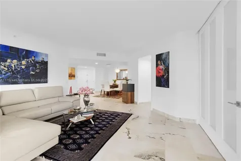 21055 Yacht Club Drive Aventura FL 33180