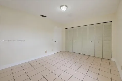 1251 Garden Road Weston FL 33326
