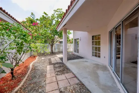 1251 Garden Road Weston FL 33326