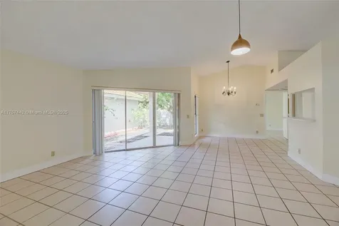 1251 Garden Road Weston FL 33326