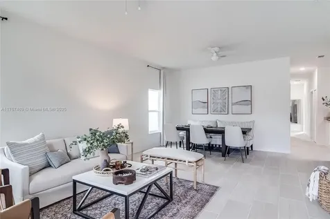 1434 Las Villas Boulevard Sebring FL 33870
