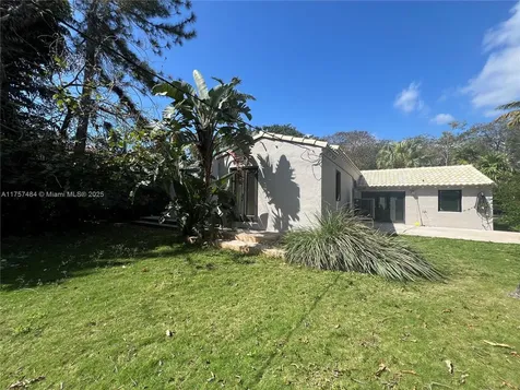 4449 Post Avenue Miami Beach FL 33140