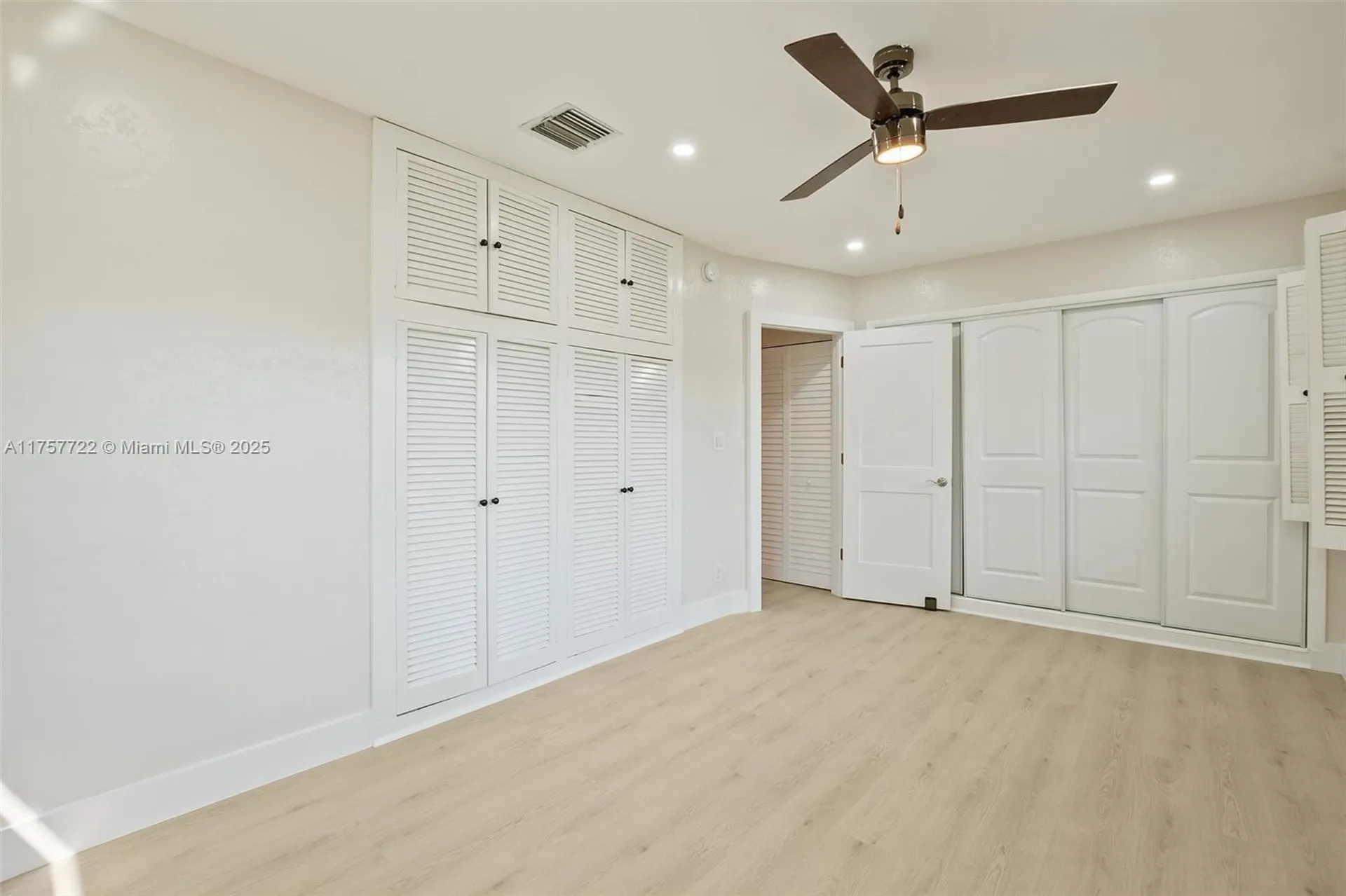 2725 NE 21st Avenue Fort Lauderdale FL 33306