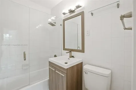 2725 NE 21st Avenue Fort Lauderdale FL 33306