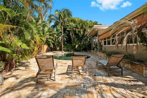 2725 NE 21st Avenue Fort Lauderdale FL 33306