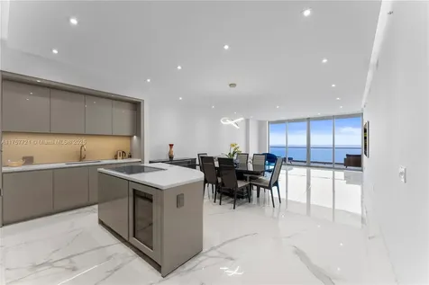 18975 Collins Avenue Sunny Isles Beach FL 33160