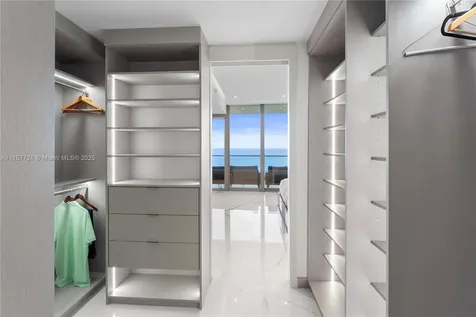 18975 Collins Avenue Sunny Isles Beach FL 33160